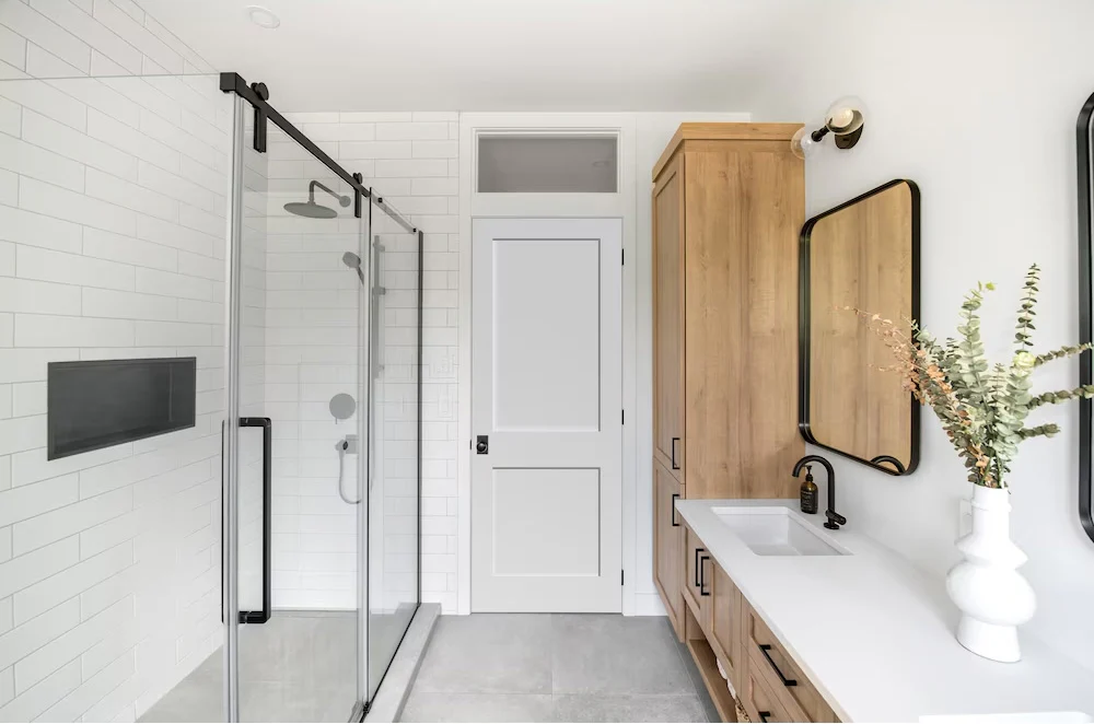 Interior door with modern hardware